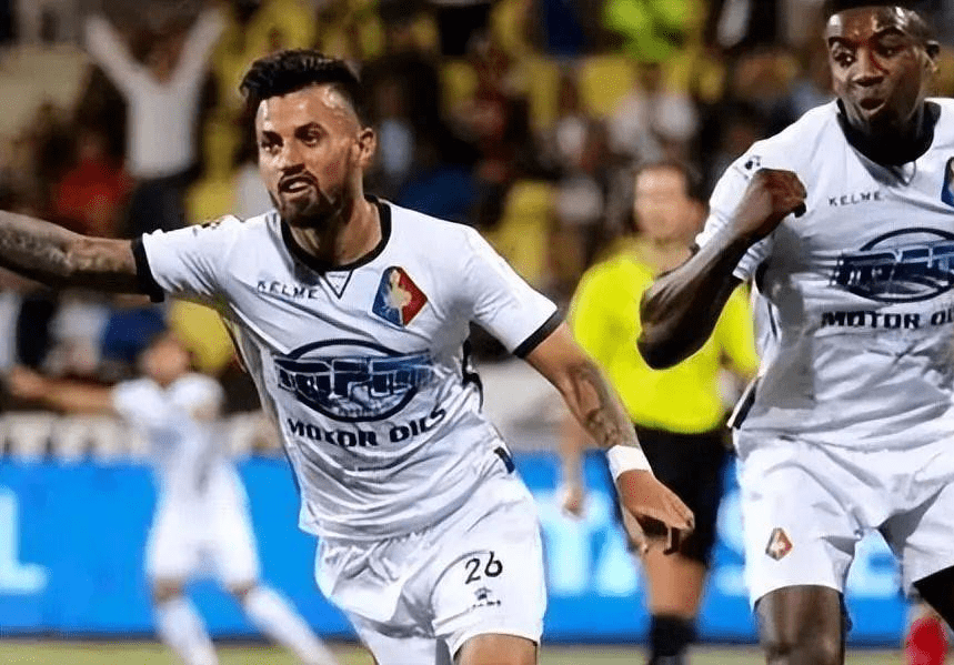 这不仅让他 这不仅让他