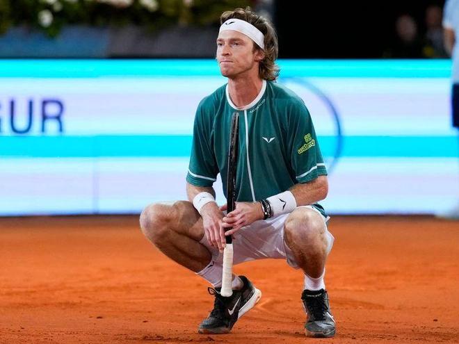 黑马或新贵 黑马或新贵