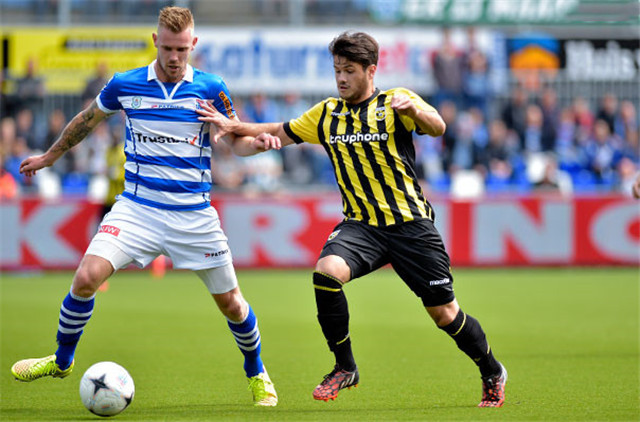 尽管她已经 尽管她已经